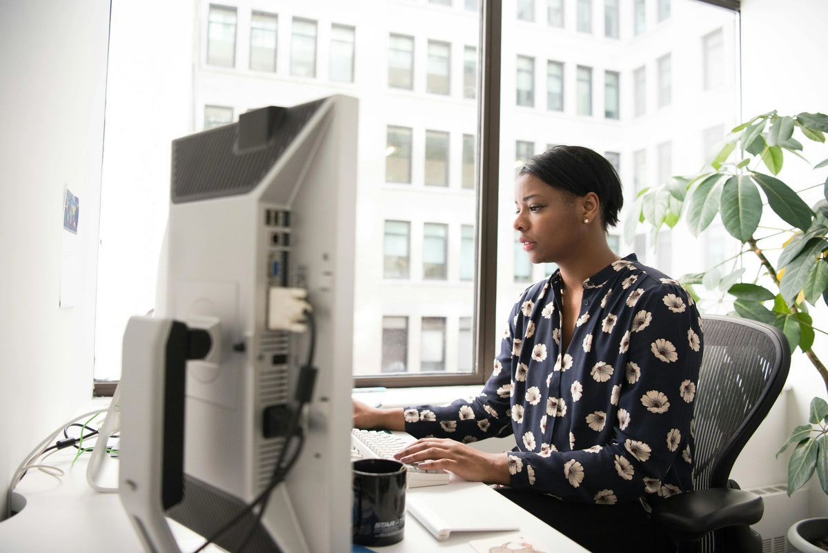 Why Women Need a Truly Ergonomic Chair — Let’s Talk Body Structure and Sitting Habits
