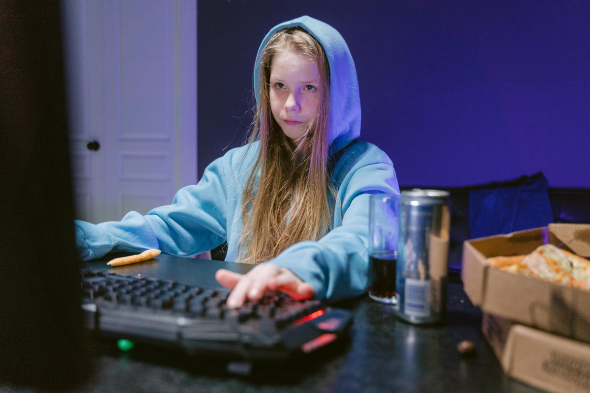 Ergonomic Chair vs Gaming Chair: Which Is Better for Long Hours Sitting?